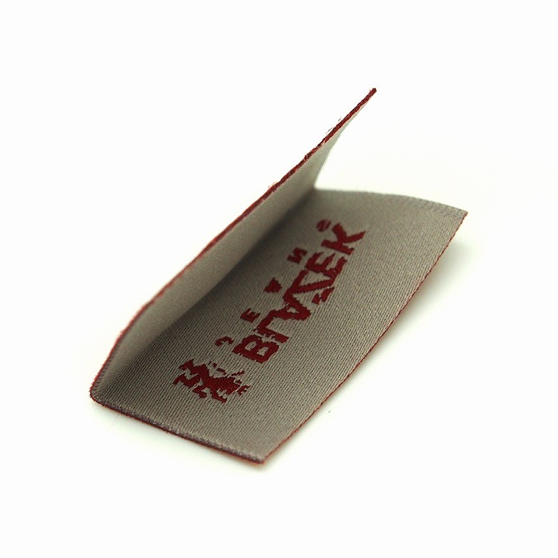 怎么控制織嘜布標的品質？